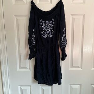 Hollister Long Sleeve Off the Shoulder Dress, size medium
